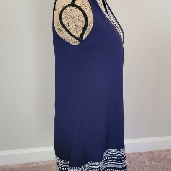 NWOT THML navy shift dress - Picture 4 of 6